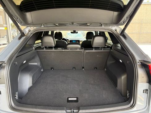 Used 2026 Volkswagen Atlas Cross Sport SE FWD image 28