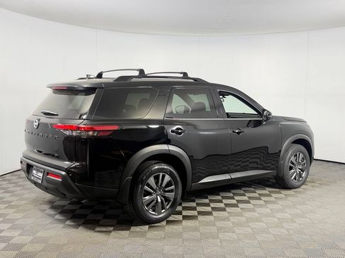 Used 2024 Nissan Pathfinder SV w/ Black Appearance Package FWD image 7
