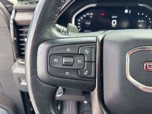 Used 2022 GMC Sierra 1500 AT4X image 32