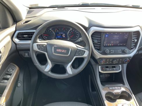Used 2023 GMC Acadia SLE w/ Driver Convenience Package FWD image 12