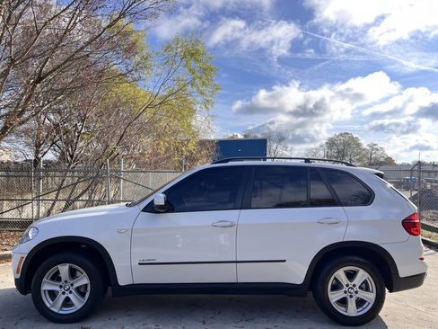 Used 2013 BMW X5 xDrive35i image 4