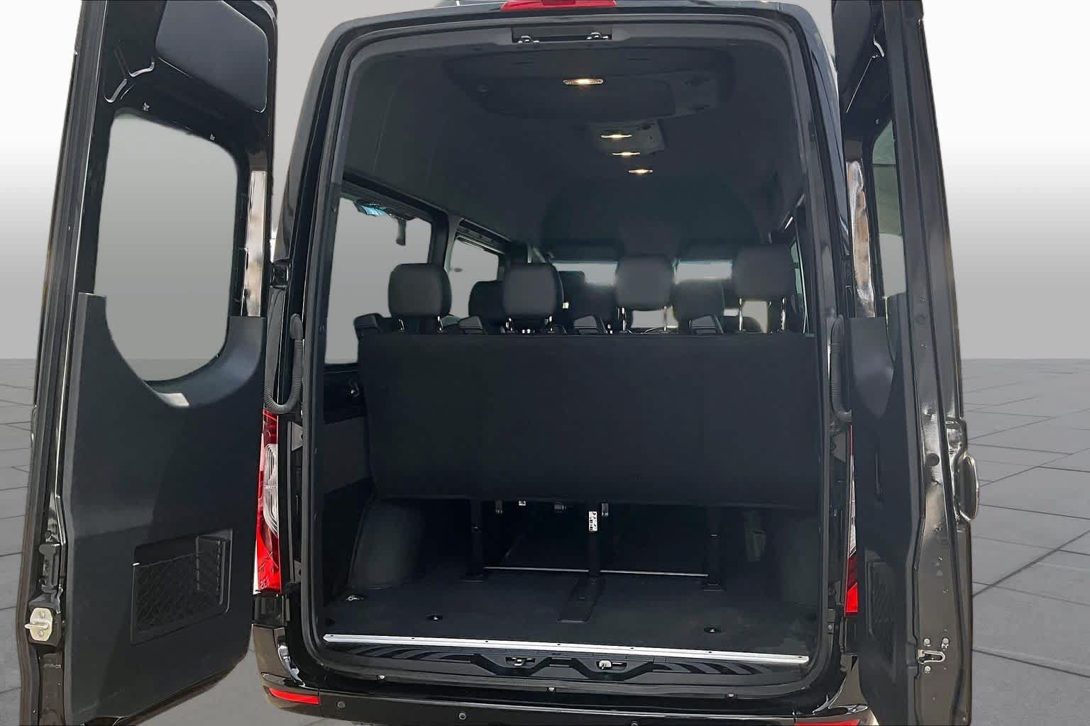 Used 2023 Mercedes-Benz Sprinter 1500 image 36