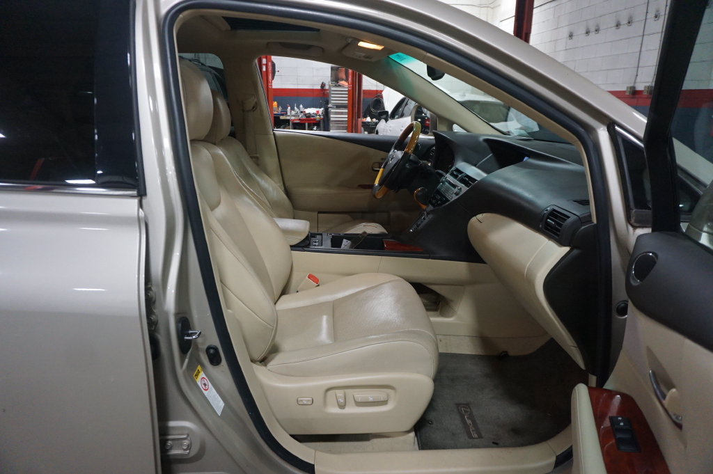 Used 2011 Lexus RX 350 2WD w/ Premium Pkg image 14
