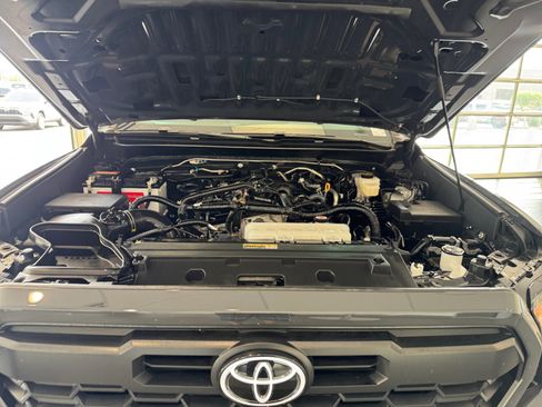 Certified 2025 Toyota Tacoma TRD Off-Road w/ TRD Off Road Upgrade Package image 21