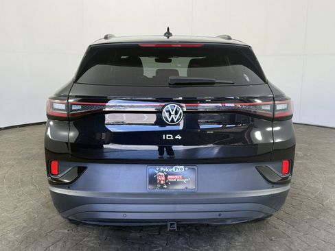 Used 2023 Volkswagen ID.4 Pro AWD/4WD image 6