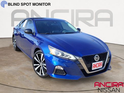 Used 2020 Nissan Altima 2.5 SR image 1