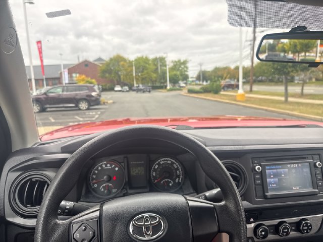 Used 2017 Toyota Tacoma SR RWD image 17