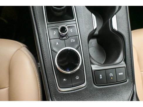 Certified 2024 Cadillac XT4 Luxury w/ Cold Weather Package image 42