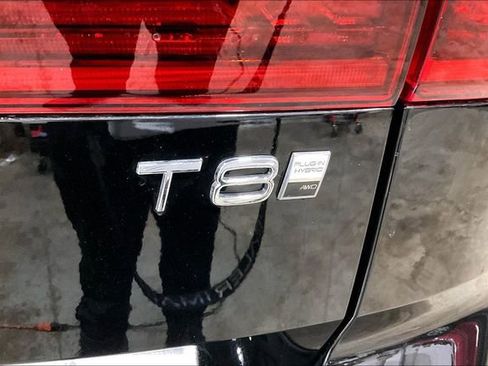 New 2026 Volvo XC60 T8 Ultra w/ Protection Package Premier image 12