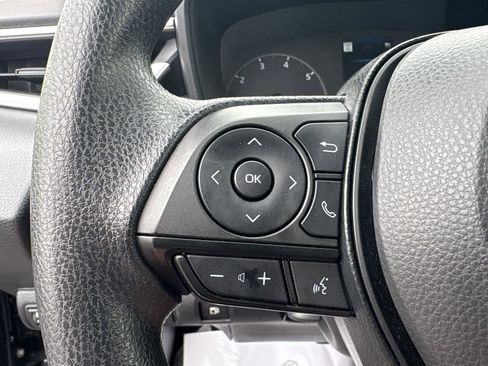 Certified 2025 Toyota Corolla LE image 20