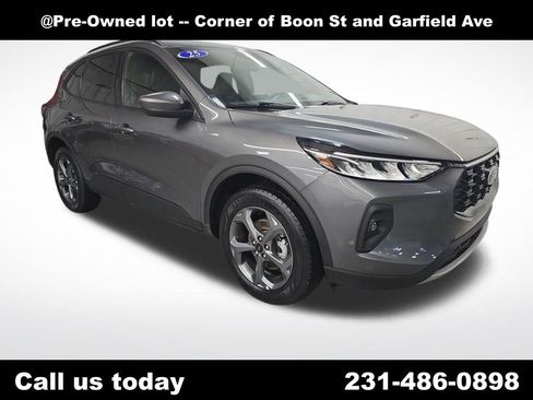 Used 2025 Ford Escape ST-Line Select image 15