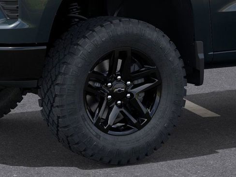 New 2026 Chevrolet Silverado 1500 Custom Trail Boss w/ Dark Appearance Package image 9