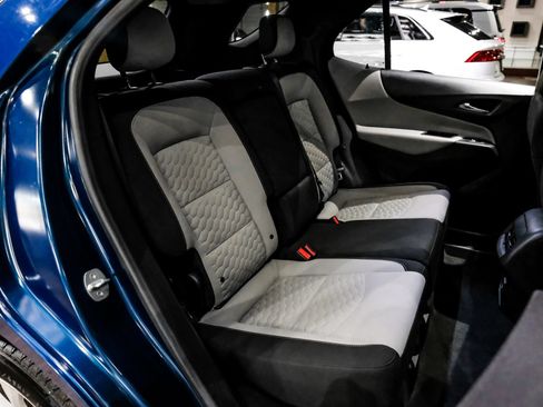 Used 2020 Chevrolet Equinox LT FWD image 38