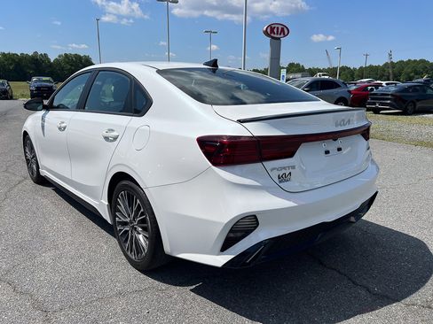 Used 2022 Kia Forte GT-Line FWD image 3