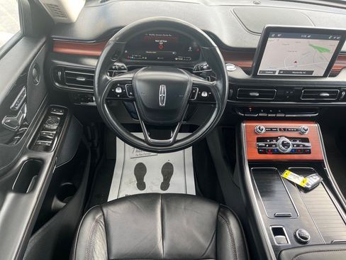 Used 2022 Lincoln Aviator Reserve w/ Equipment Group 201A image 6