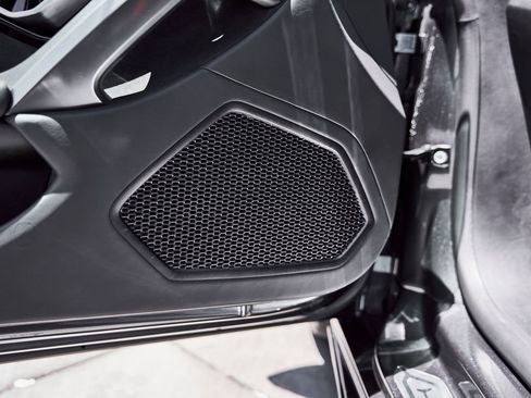 Used 2021 Lamborghini Huracan EVO RWD image 38