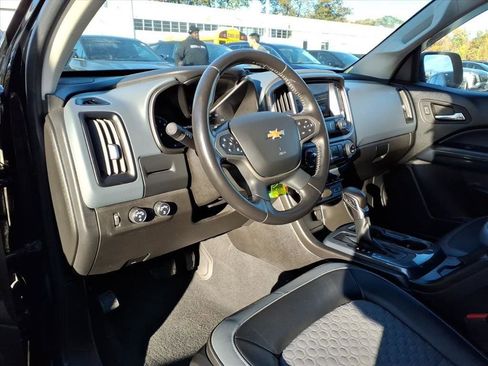 Certified 2022 Chevrolet Colorado Z71 w/ Safety Package image 9