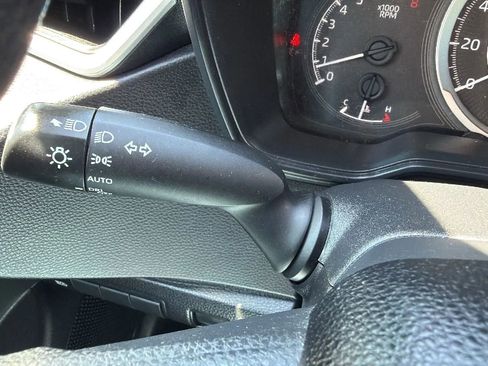 Used 2022 Toyota Corolla LE FWD image 14