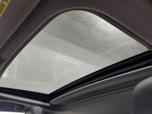 Used 2018 Toyota Camry L image 27