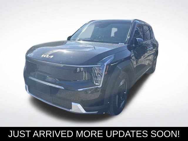 Used 2024 Kia EV9 Wind AWD/4WD image 1