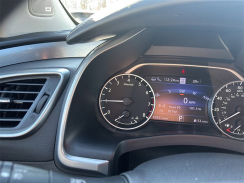 Used 2023 Nissan Murano SL w/ SL Moonroof Package image 25