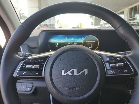 Used 2025 Kia Seltos EX FWD image 23