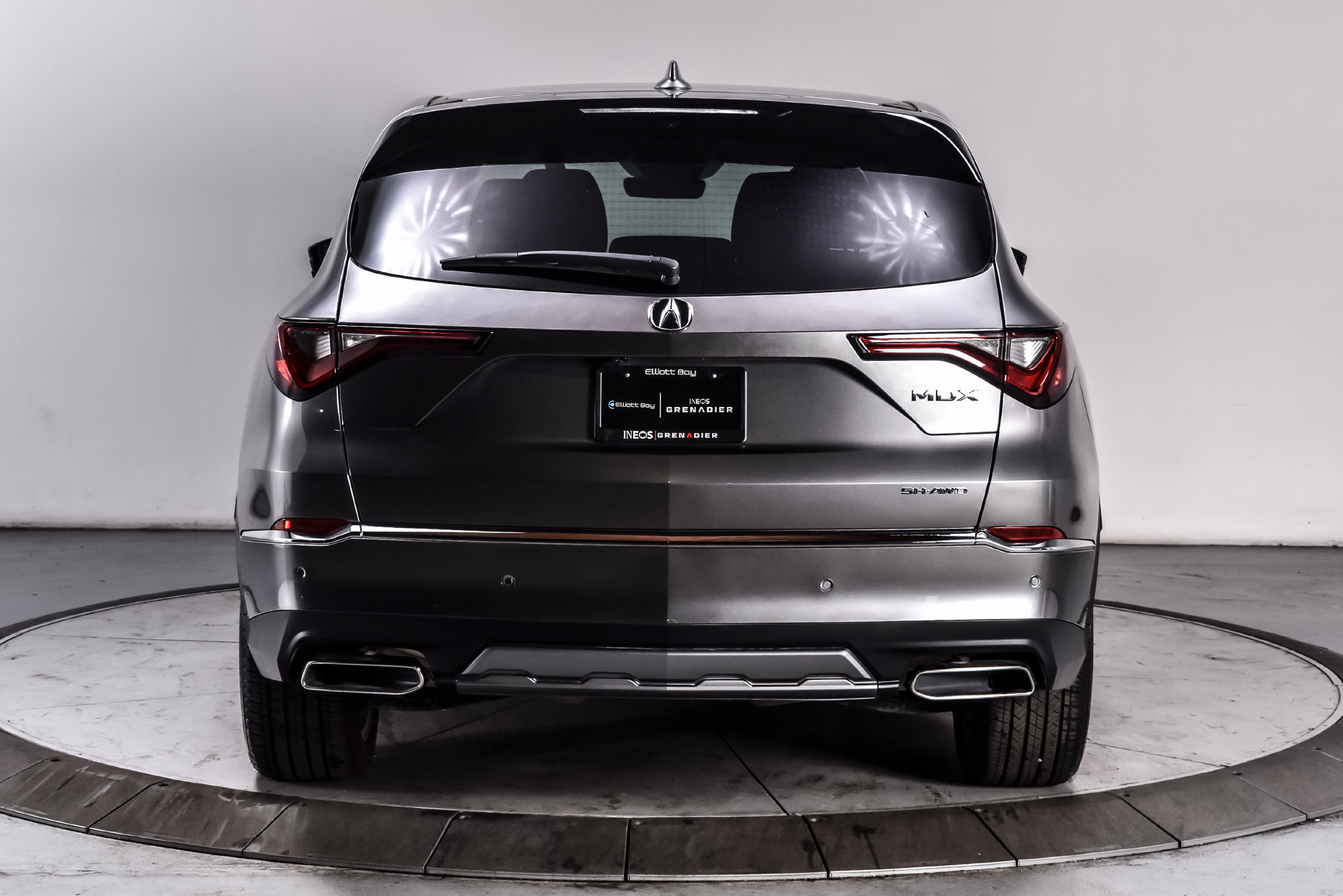 Used 2025 Acura MDX w/ Technology Package AWD/4WD image 5