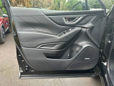 Used 2019 Subaru Forester Touring image 13