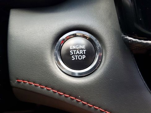 Used 2023 Toyota Highlander XSE image 27