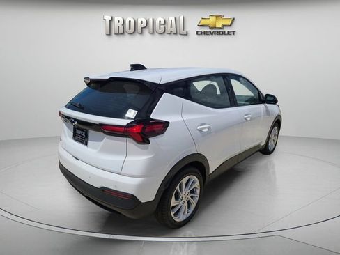 New 2027 Chevrolet Bolt LT FWD image 5