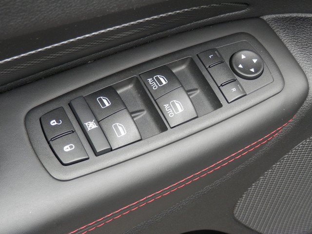 Used 2024 Dodge Durango GT AWD/4WD image 16
