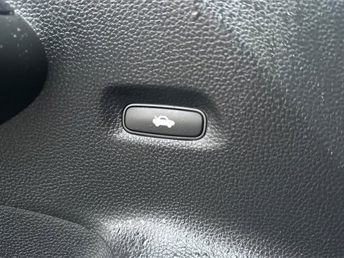 Used 2024 Honda Civic Touring image 39