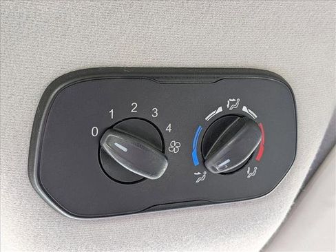 Used 2018 Ford Transit 350 XLT RWD image 13