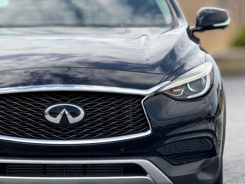Used 2019 INFINITI QX30 AWD w/ Navigation Package image 12