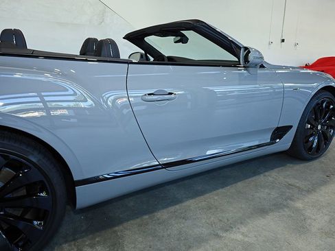 Used 2024 Bentley Continental GT V8 image 10