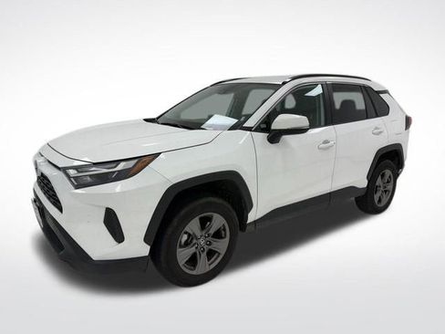 Used 2024 Toyota RAV4 XLE image 6