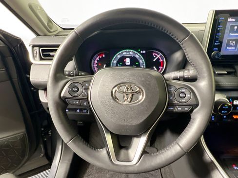 Used 2020 Toyota RAV4 Limited w/ Limited Grade Weather Package FWD image 17