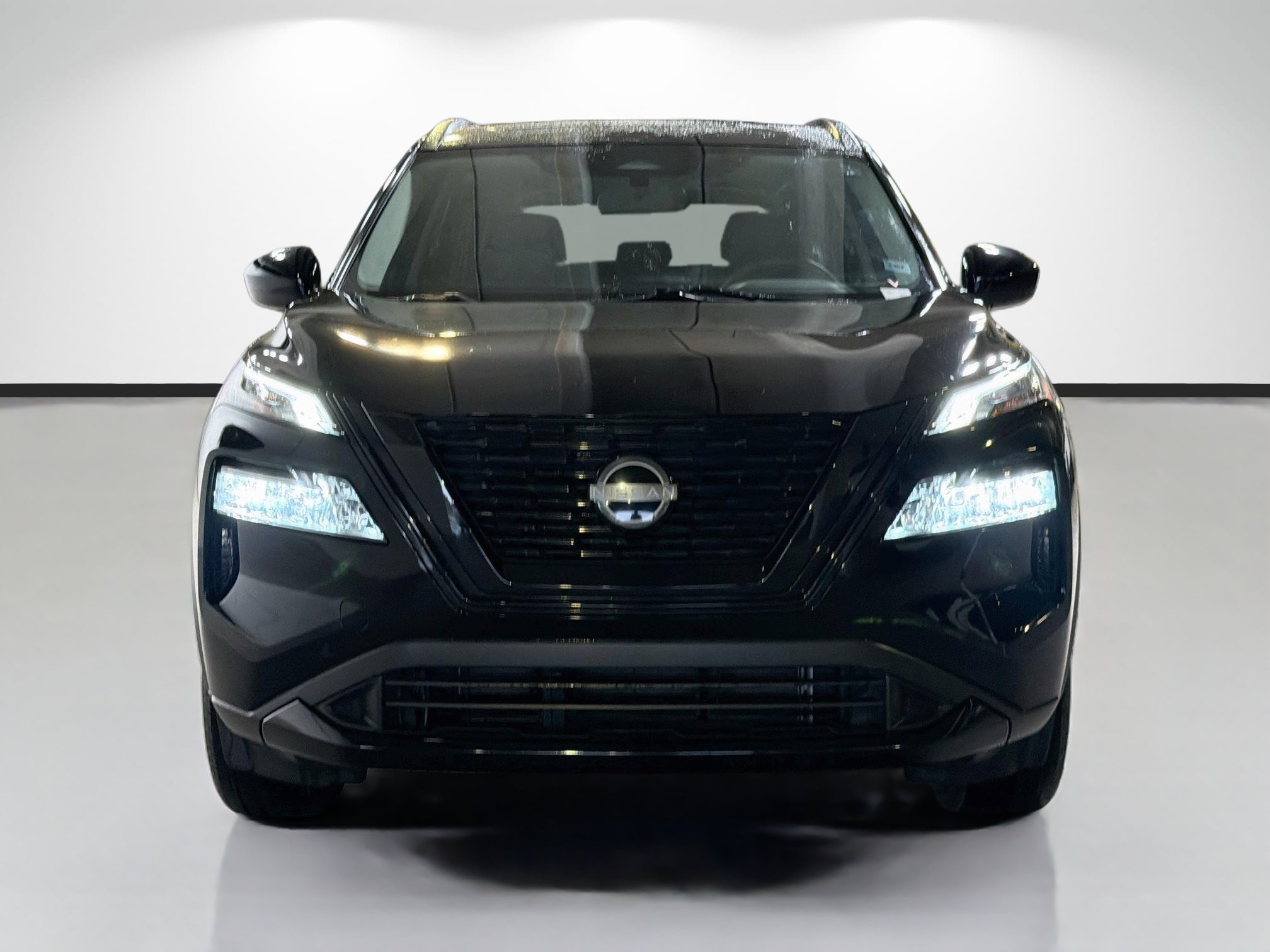 Used 2023 Nissan Rogue SV w/ SV Premium B Package FWD image 8