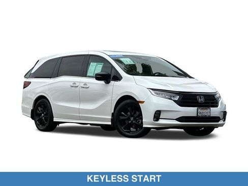 Certified 2024 Honda Odyssey Sport image 4