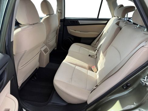 Used 2016 Subaru Outback 2.5i image 16