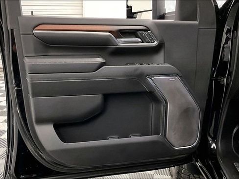 Used 2024 GMC Sierra 2500 Denali w/ Technology Package image 20