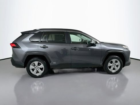 Used 2023 Toyota RAV4 LE AWD/4WD image 8