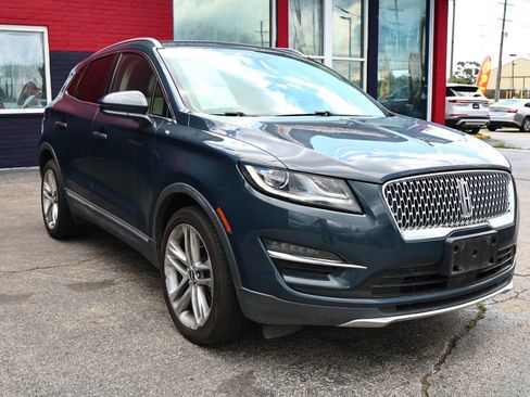 Used 2019 Lincoln MKC Reserve w/ MKC Climate Package AWD/4WD image 1