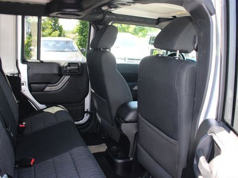 Used 2012 Jeep Wrangler Unlimited Sport AWD/4WD image 14