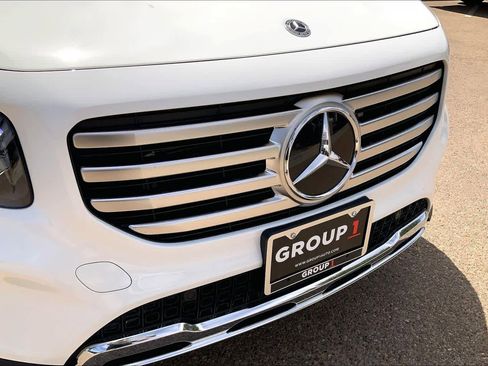 Used 2025 Mercedes-Benz GLB 250 4MATIC image 37
