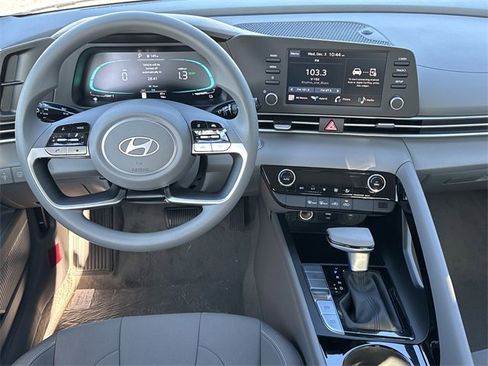 New 2026 Hyundai Elantra Blue image 22