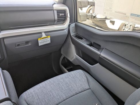 New 2025 Ford F350 XLT w/ FX4 Off-Road Package image 17