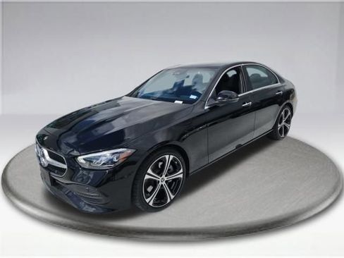 Used 2025 Mercedes-Benz C 300 Sedan image 16