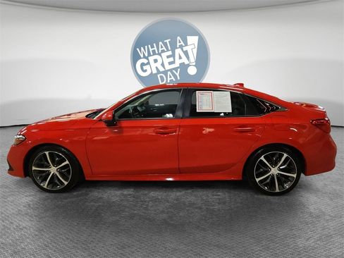 Used 2024 Honda Civic Touring image 7