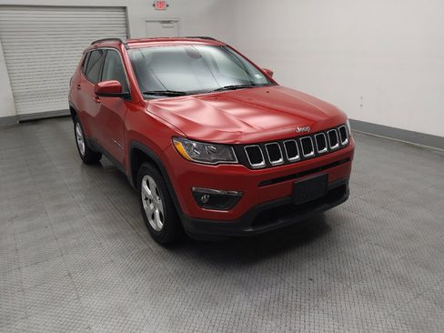 Used 2018 Jeep Compass Latitude w/ Popular Equipment Group AWD/4WD image 13